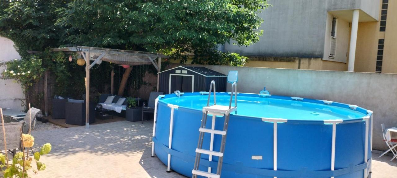 Studio Pour Location Vacances A La Semaine 亞維農 外观 照片